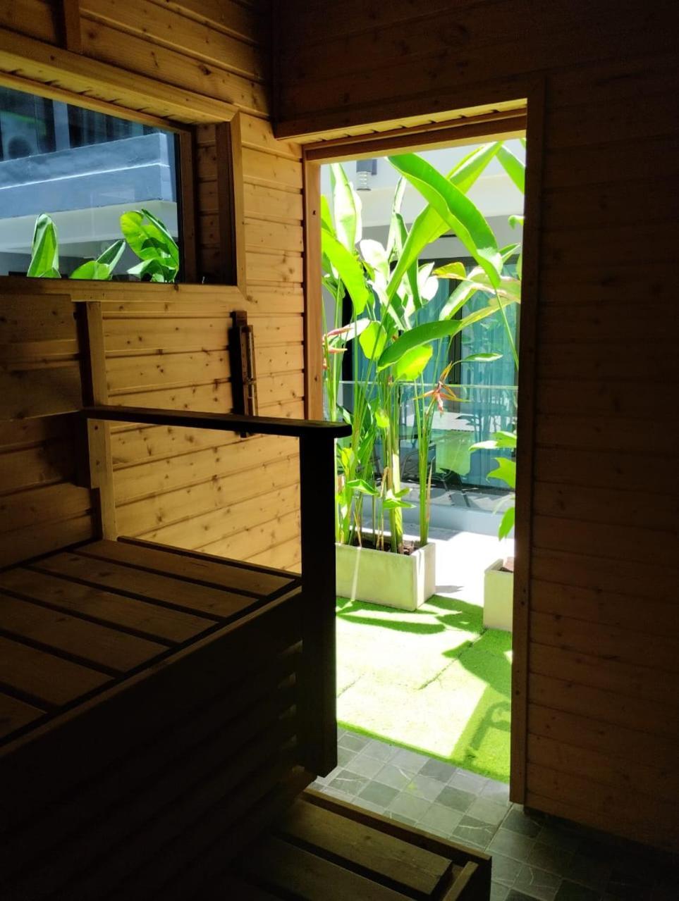 Двух-Комнатная Квартира В Кондоминимуме "Tropikal Garden" Pattaya Dış mekan fotoğraf